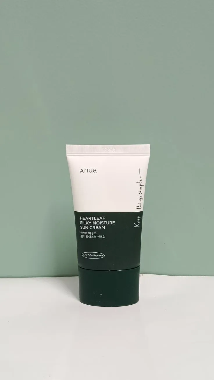 Anua Heartleaf Silky Moisture Sun Cream SPF50+ 50ml Thumbnail 2 - Cosmetics